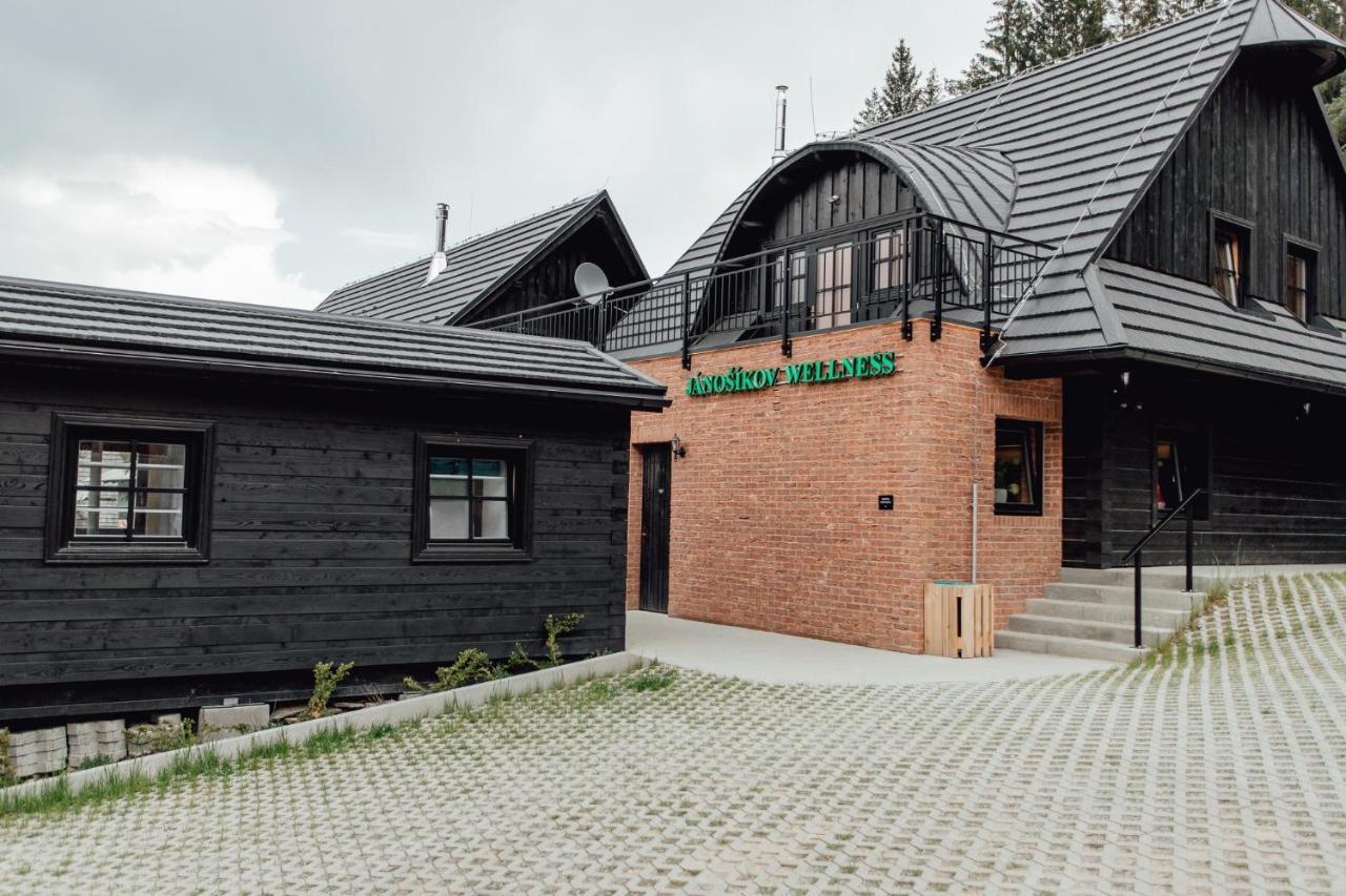 Inn Janosikov Dvor